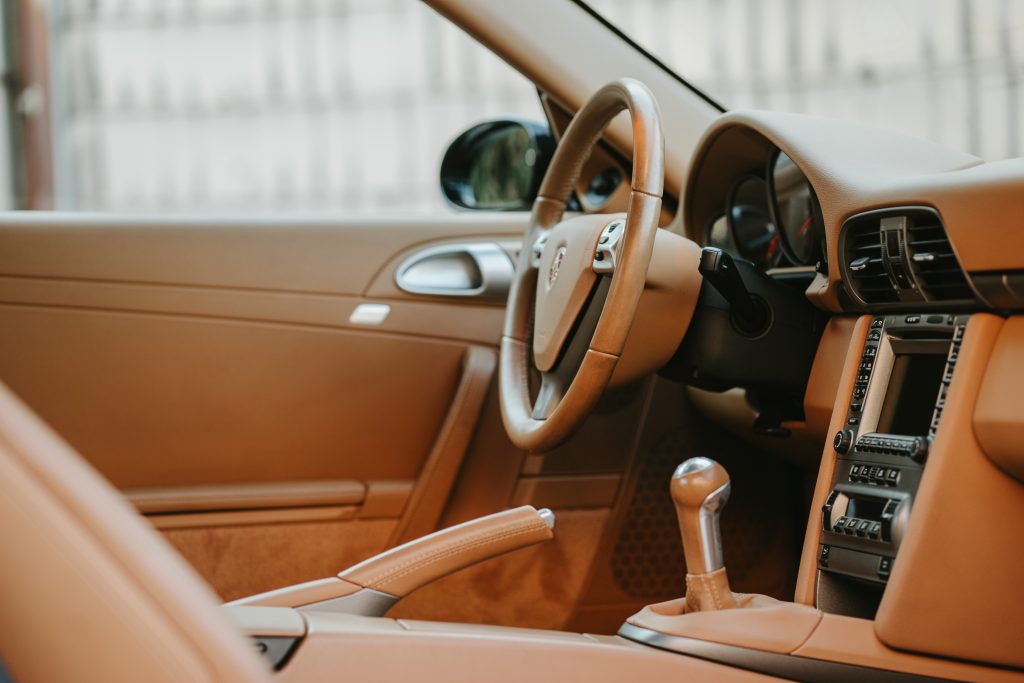 Porsche 911 sportautó kültéri profi fotózás Budapesten – portfólió, webshop és reklámfotó